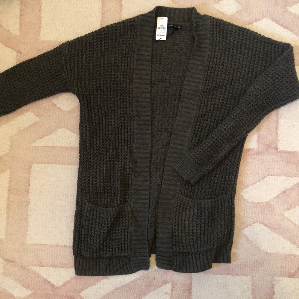 NWT Forrest green knit cardigan!!